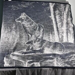 BIEDERLACK Vintage Blanket Reversible Throw Wolves Made In USA 52" X 46" Cabin